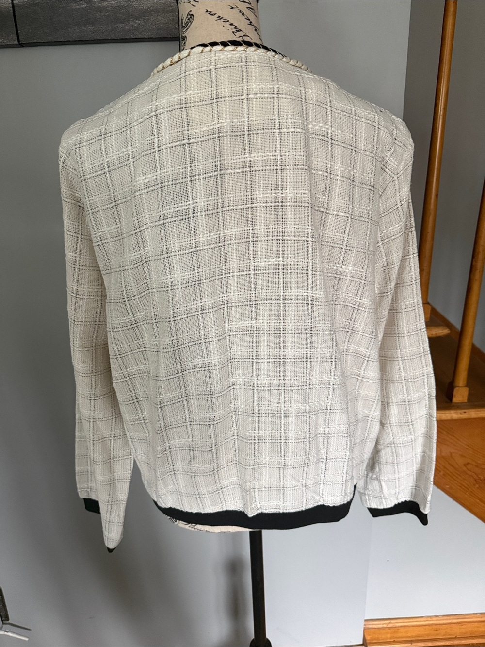 Women’s White Light Tweed Jacket with Black &Gold Trim - Picture 3 of 4